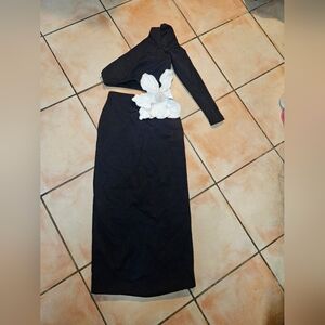 PatBo Made in Brazil sz 2 black dress white Pearl flower